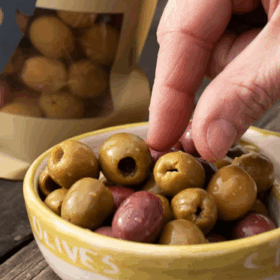 Mount Zero Green Olives Pitted (6kg)