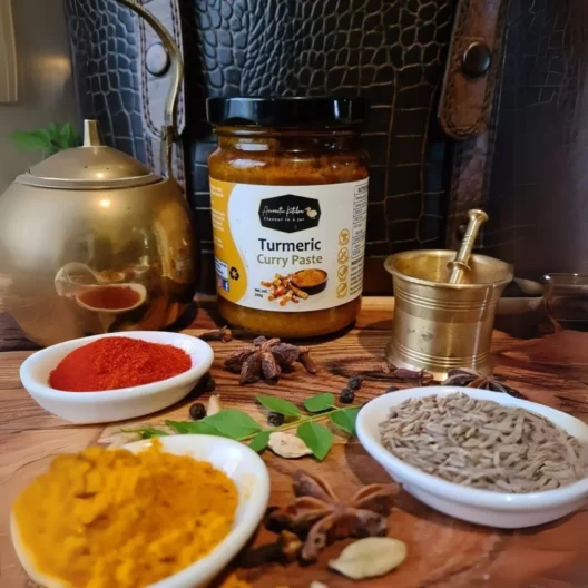 Aromatic Kitchen Turmeric Curry Paste (240g) - Image 2