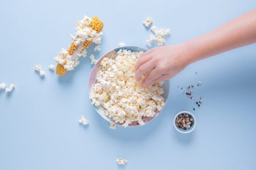 The Good Dirt Organic Popcorn Cob Single - Image 3