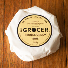 Market Range Double Cream Brie (180g)